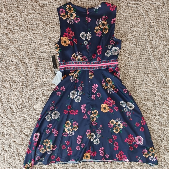 Floral Wrap Dress - Picture 3 of 5